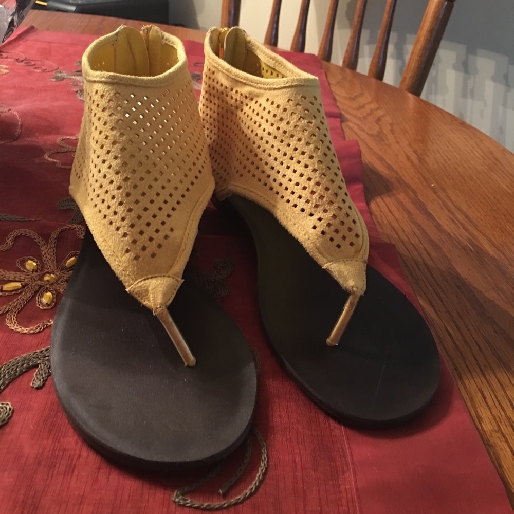 Madden girl yellow sandal shoe